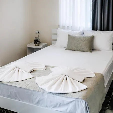 Mesey Hotel *